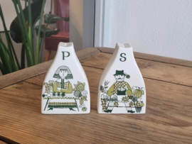 Vintage groen Figgjo Flint Turi Design Market Norway Peper- en Zoutstel op Serveerbordje