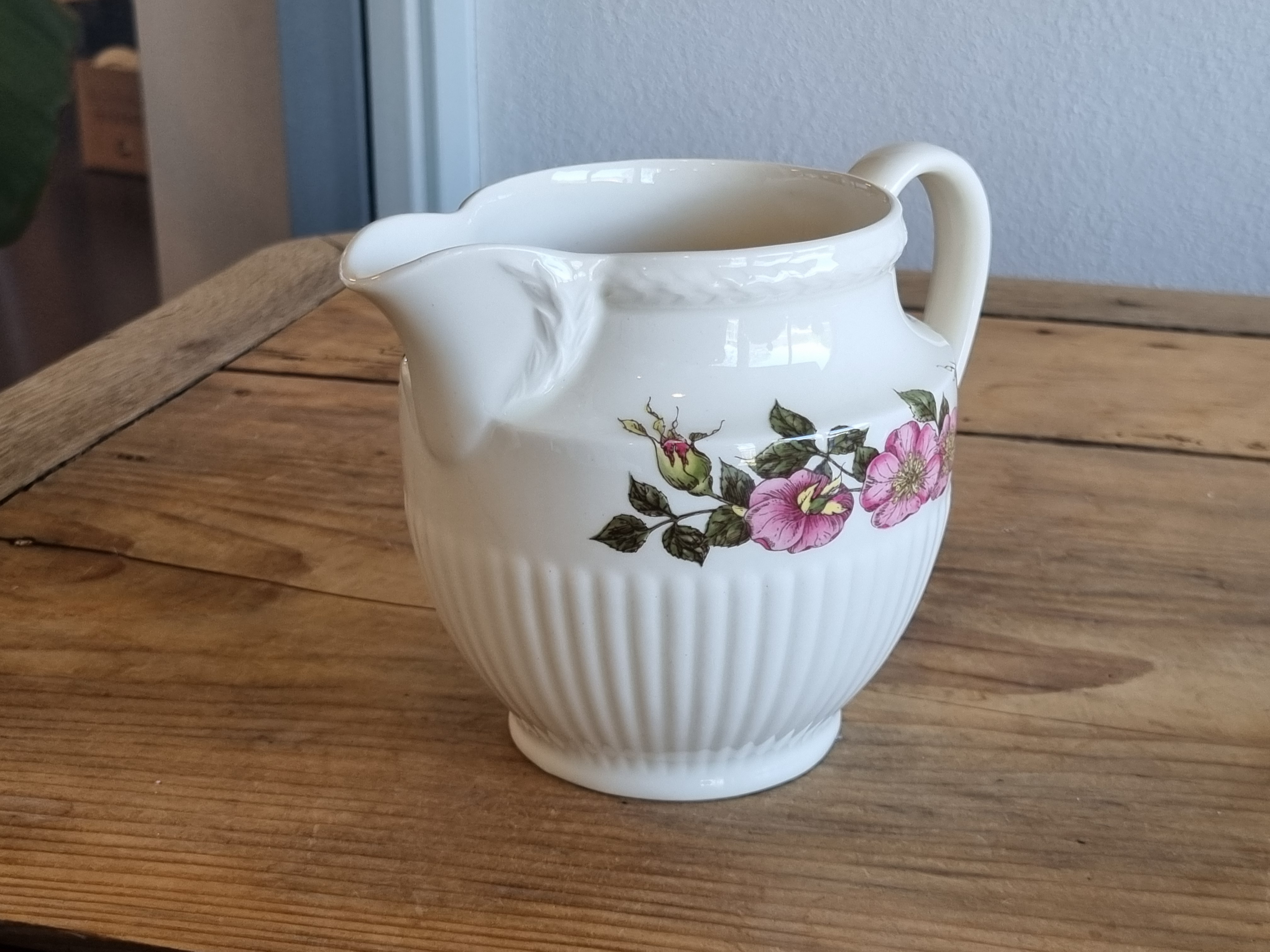 Wedgwood Briar Rose Kan 0.9 liter