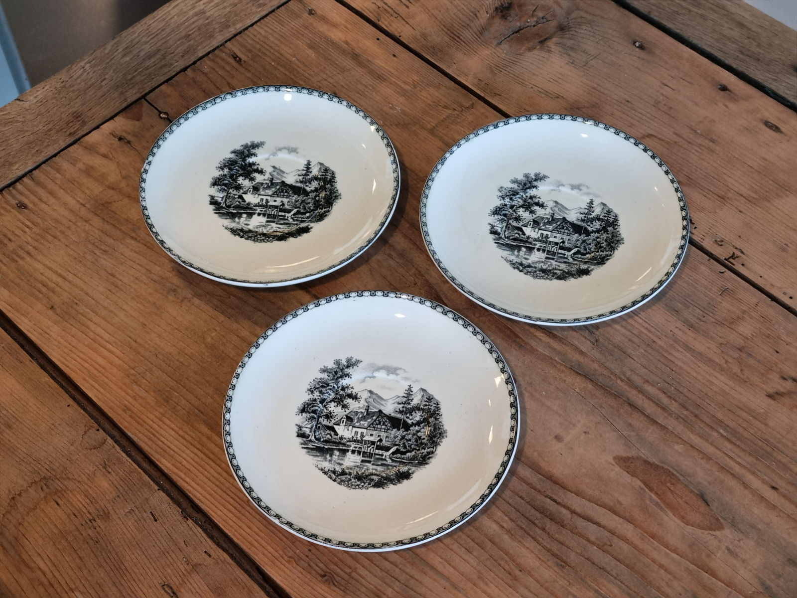 Landschap Zwart Societe Ceramique set 3x Thee Kop en schotel  (rond model)