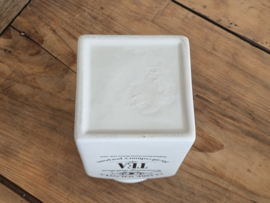 Verkocht = Claire Wilson's Voorraadpot Tea zonder deksel