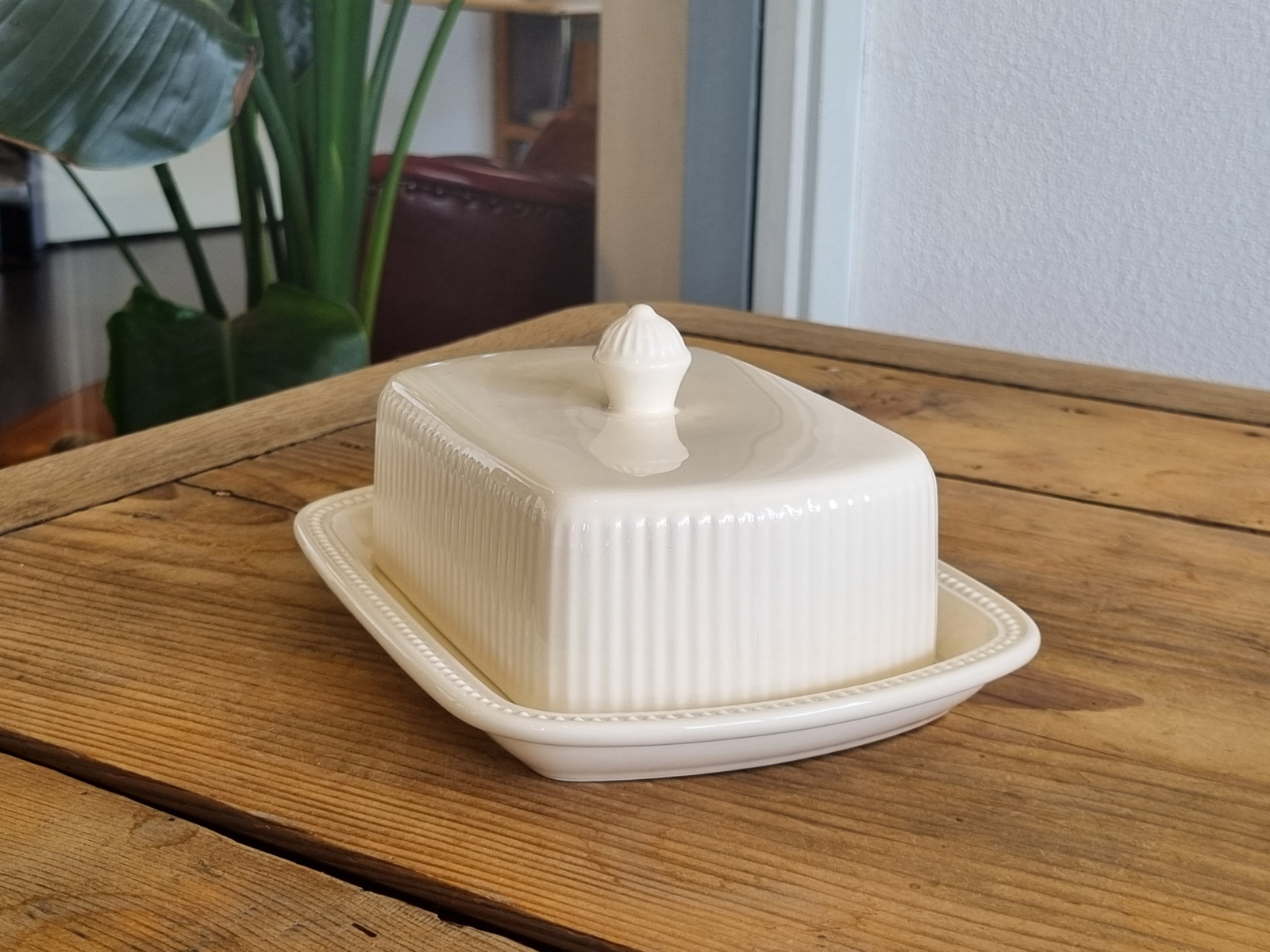 Verkocht = Wedgwood Windsor Botervloot
