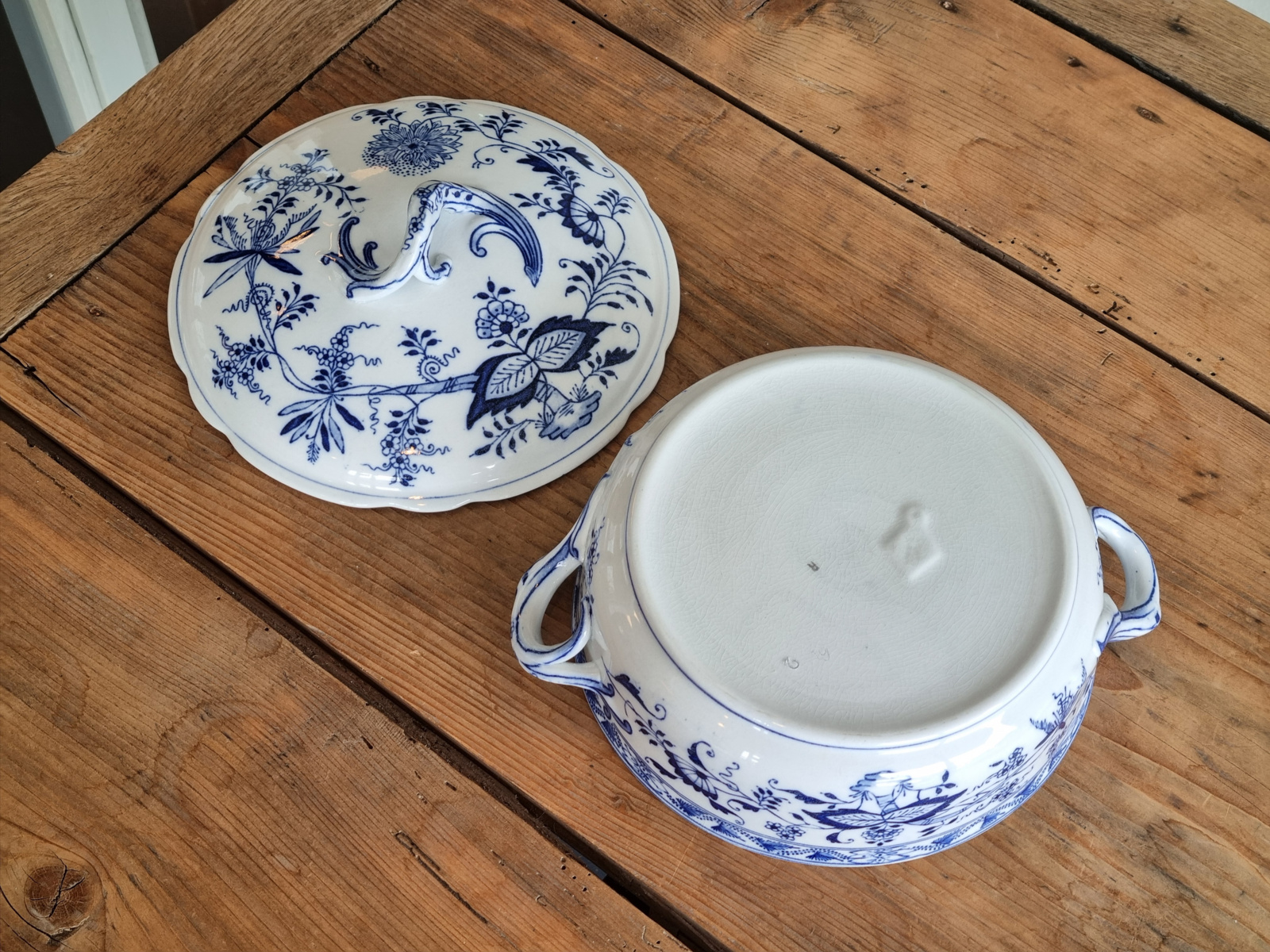 Zwiebelmuster Regout dekschaal terrine