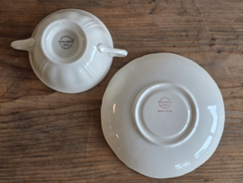 Wedgwood  Queen's Shape Queen's Plain Soepkom met schotel