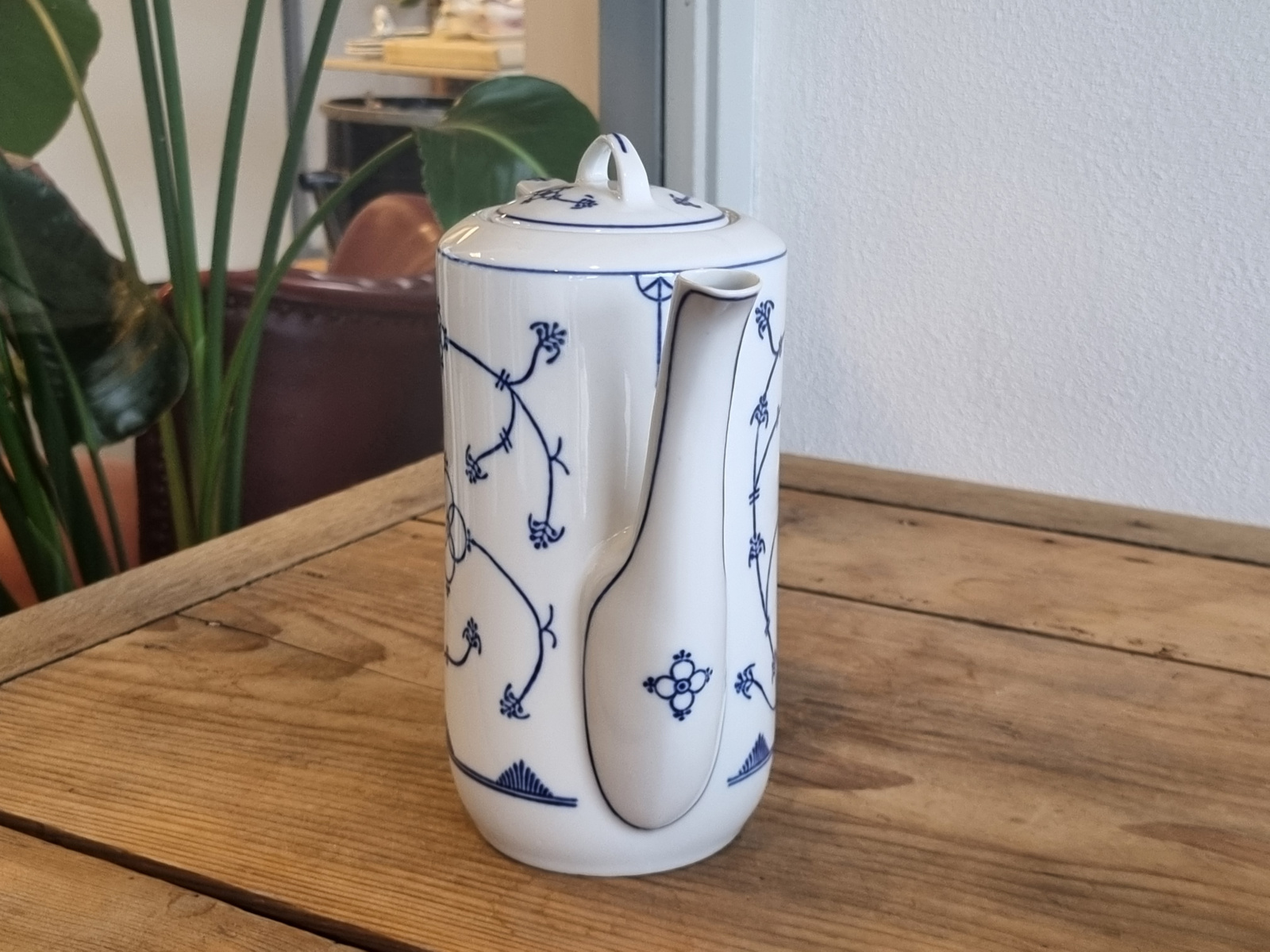 Duits Jäger Saks grote Koffiepot 19 cm