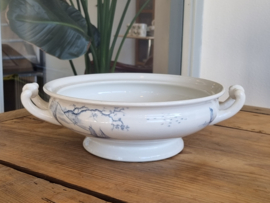Verkocht = Petrus Regout Marines donkerblauw onderkant dekschaal terrine 23,5 cm (rond model)