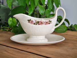 Wedgwood Briar Rose Juskom op vaste onderschotel