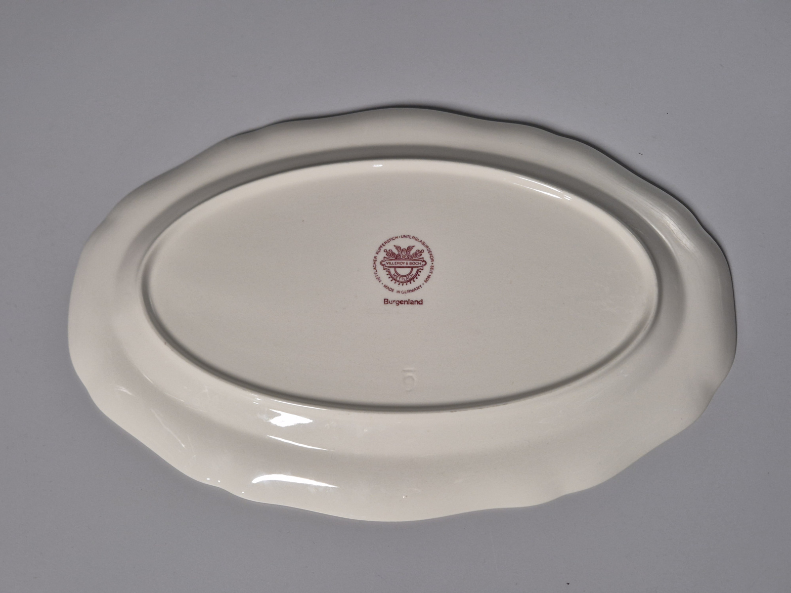 Villeroy en Boch Burgenland rood ovale schaal 33,5 cm