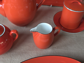 Societe Ceramique rood ontbijtservies 12 personen