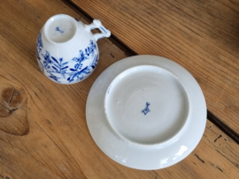 Zwiebelmuster Regout Koffieservies 8 personen (gedraaid oortje)