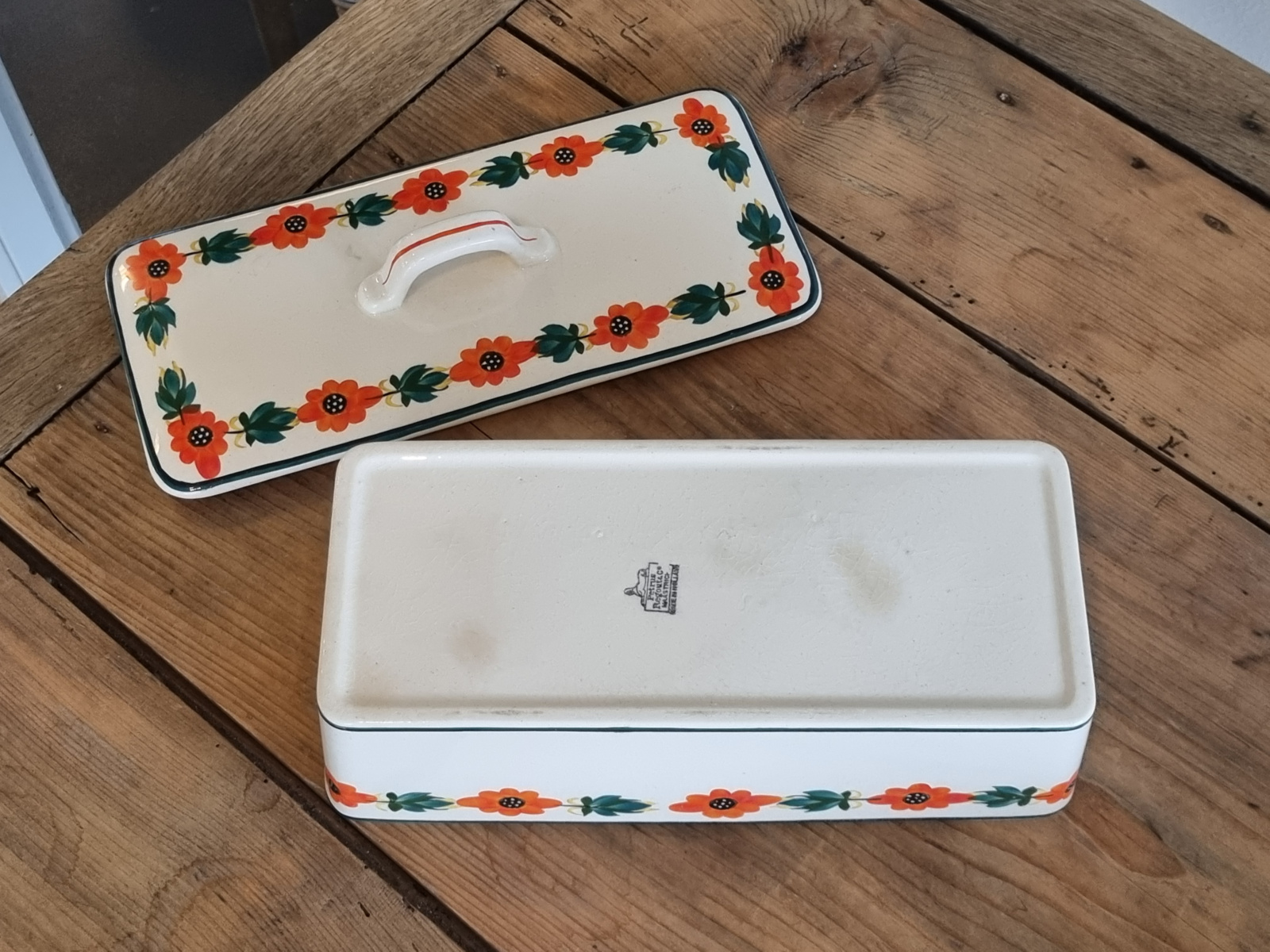 Apart Boerenbont Petrus Regout Cakedoos  vintage oranje/groen