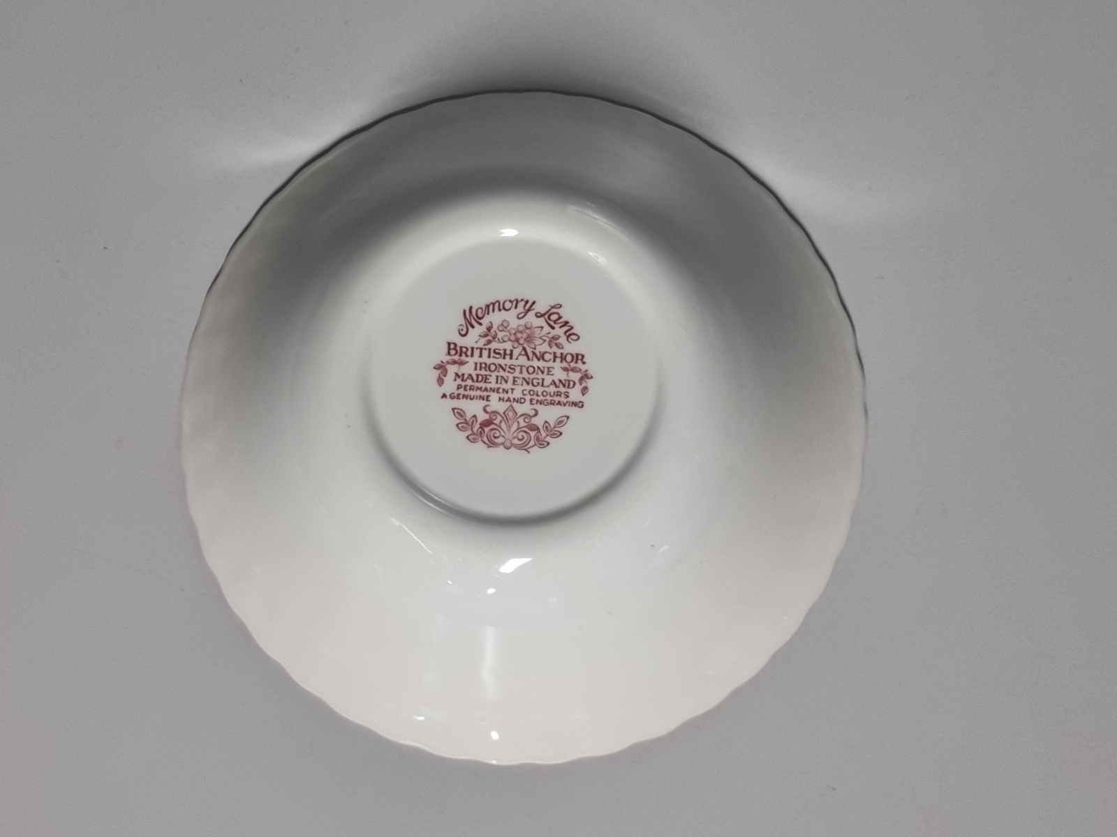 Engels rood British Anchor Memory Lane hoge ronde schaal 23 cm