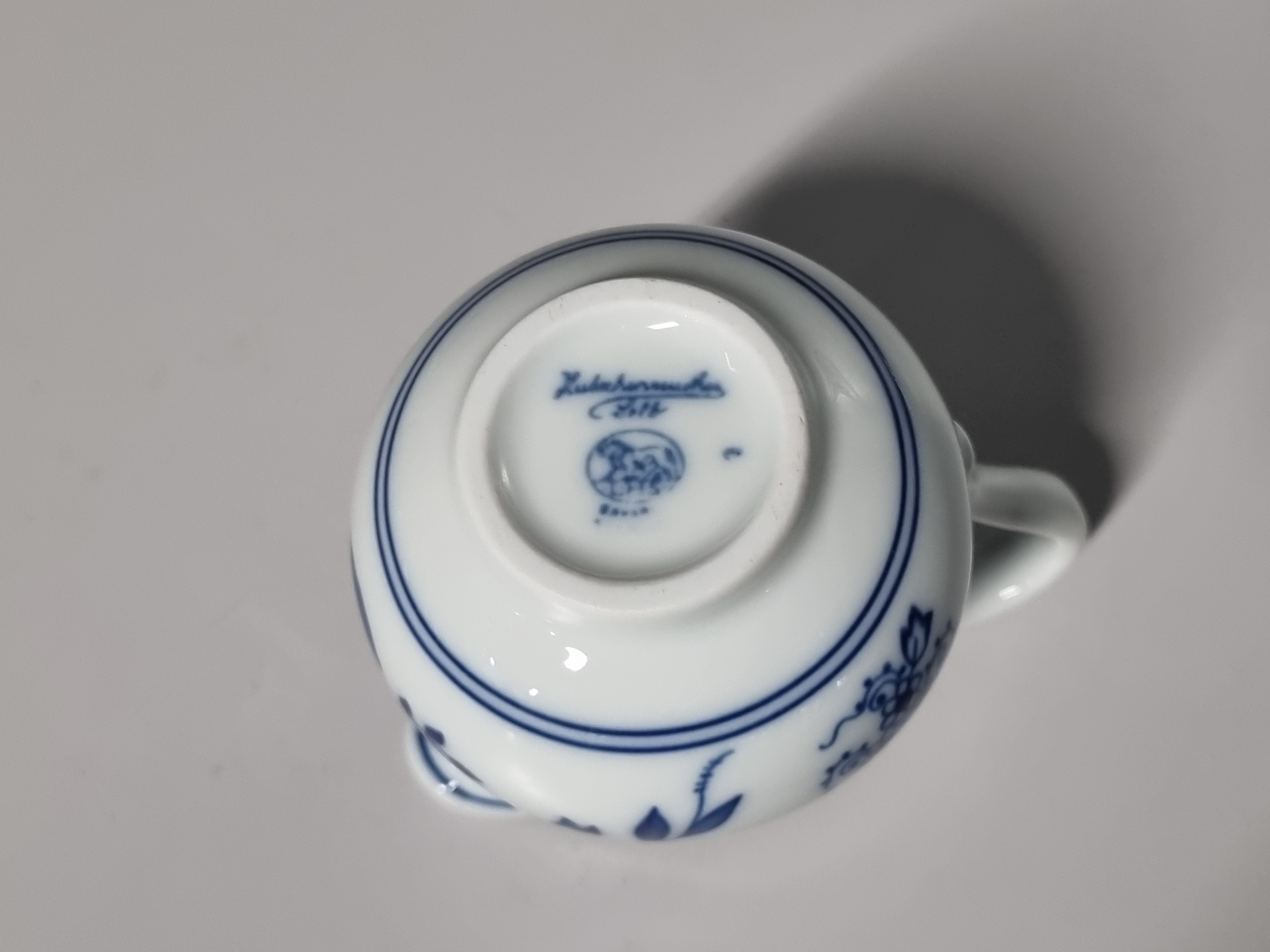 Zwiebelmuster Hutschenreuther kannetje 8,5 cm
