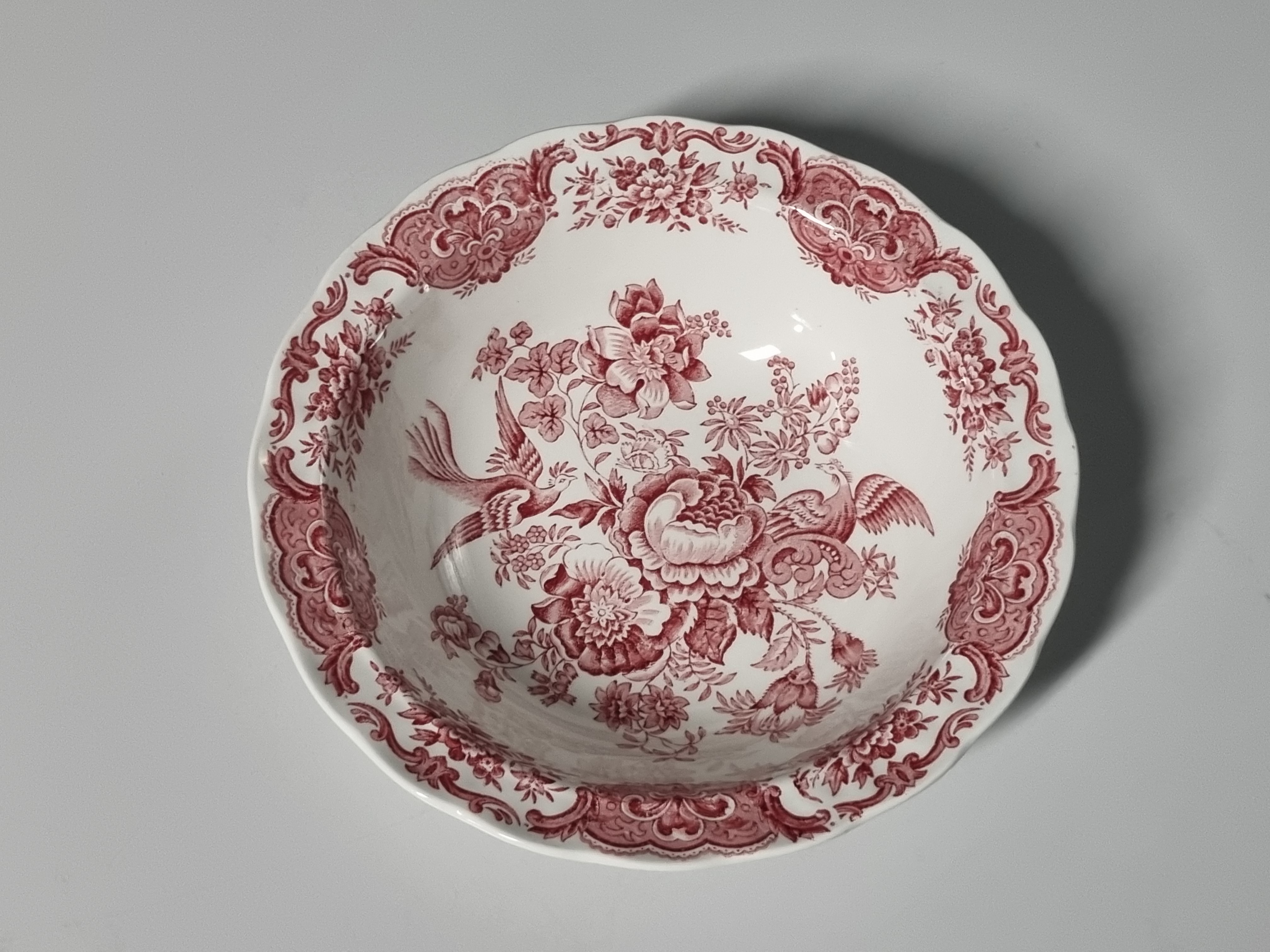 Engels rood Ridgway Windsor hoge ronde schaal 22,5 cm