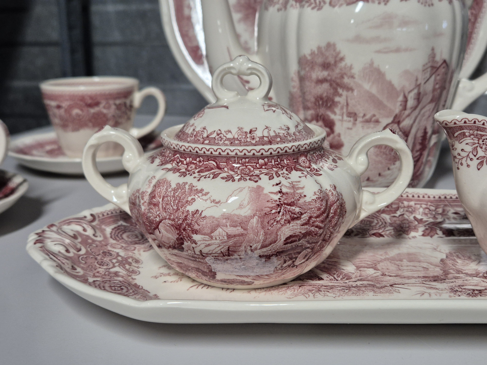 Villeroy en Boch Burgenland rood Koffieservies 8-pers.