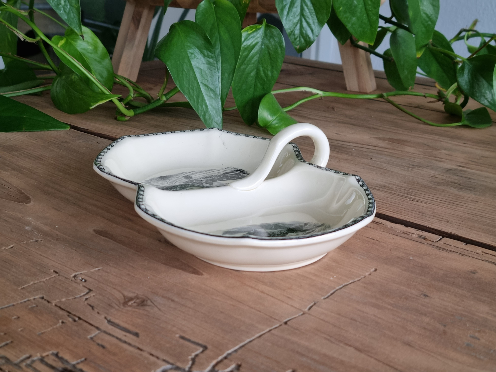 Landschap Zwart Societe Ceramique Petit-Four, schaaltje met greep
