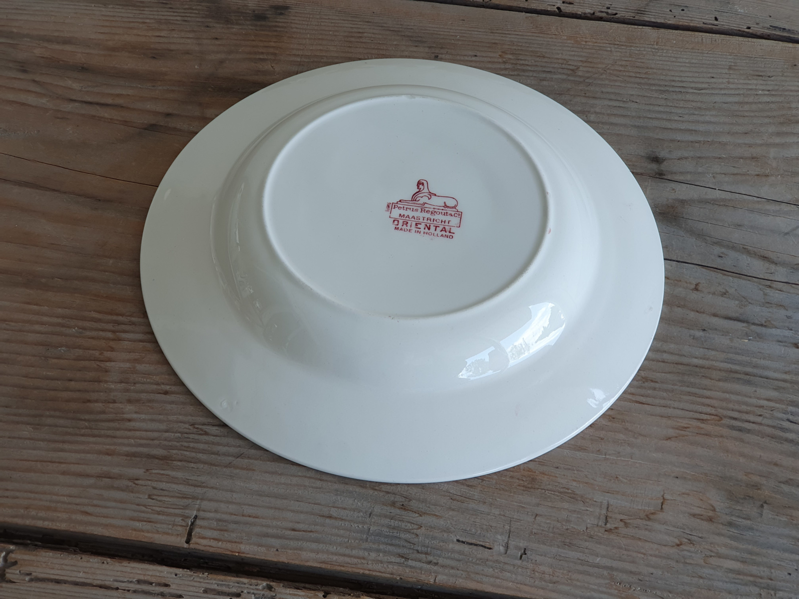 Petrus Regout decor Oriental rood diep pasta curry bord 23 cm