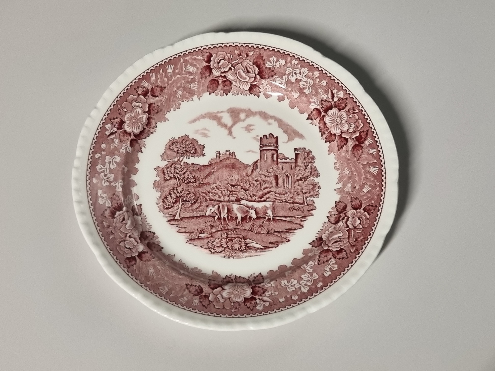 Engels rood Wedgwood Adams English Scenic ontbijtbordje 20 cm (recht randje)