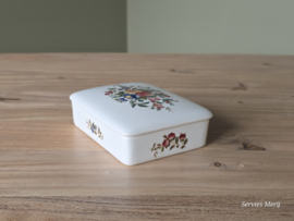Verkocht = Wedgwood Conway Lepeldoosje