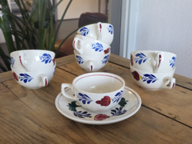 Boerenbont Boch theeservies model Zeeland 8 personen (zwart stempel)