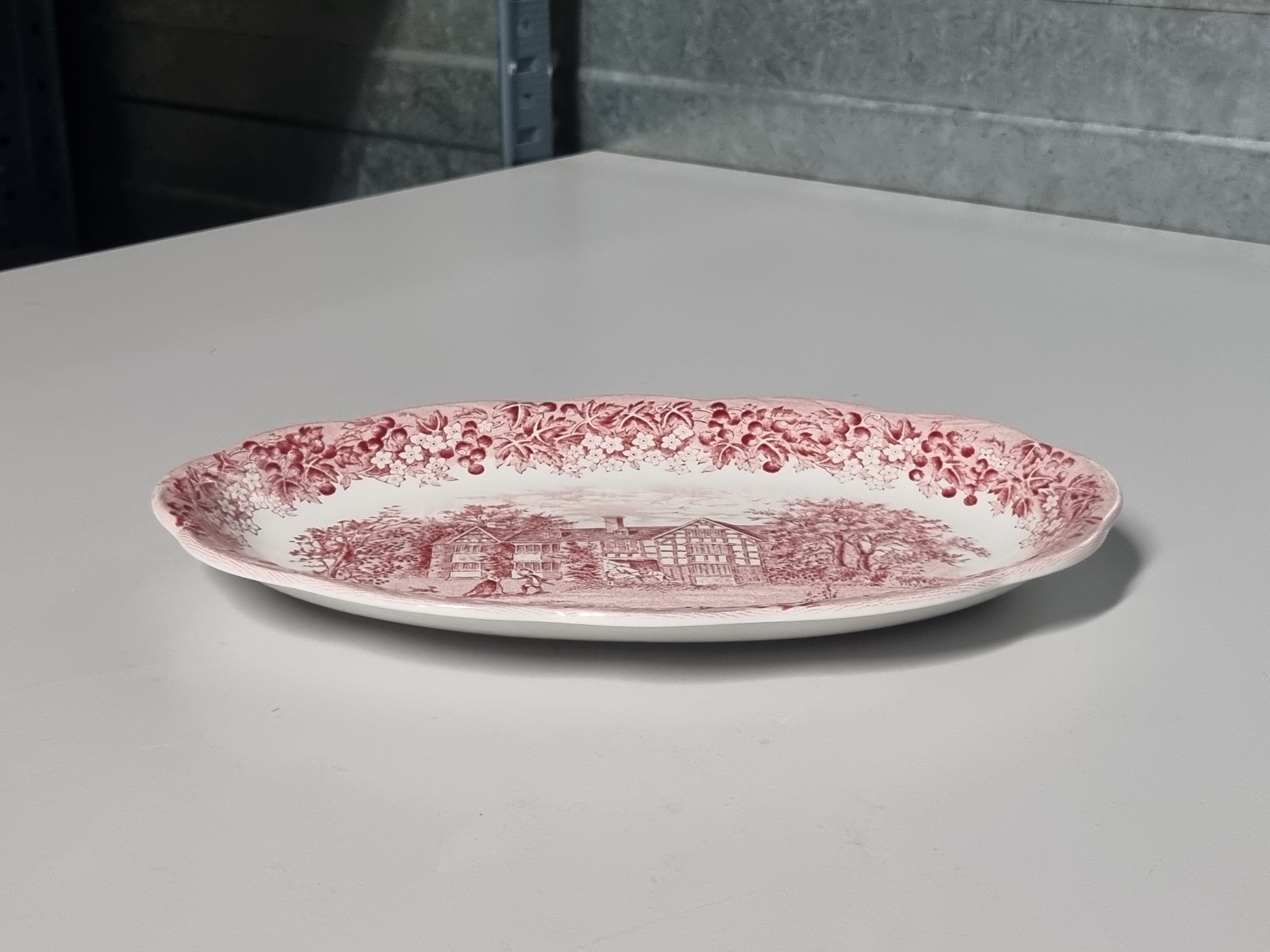 Engels rood Meakin Romantic England ovaal schaaltje 22 cm
