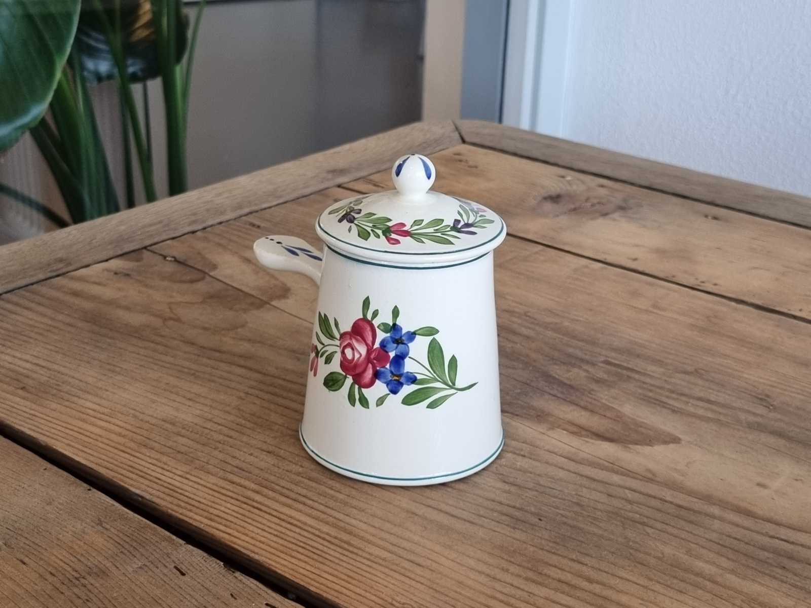 Frans Sarreguemines Rusticana Stroopkannetje klein model