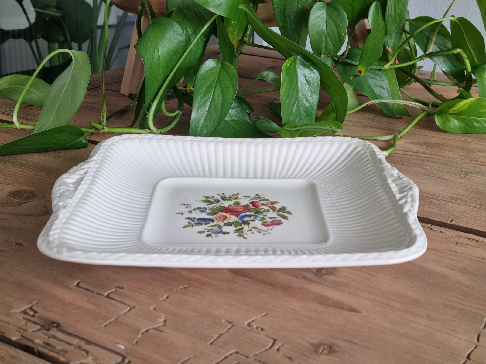 Wedgwood Conway vierkante schaal 23 cm