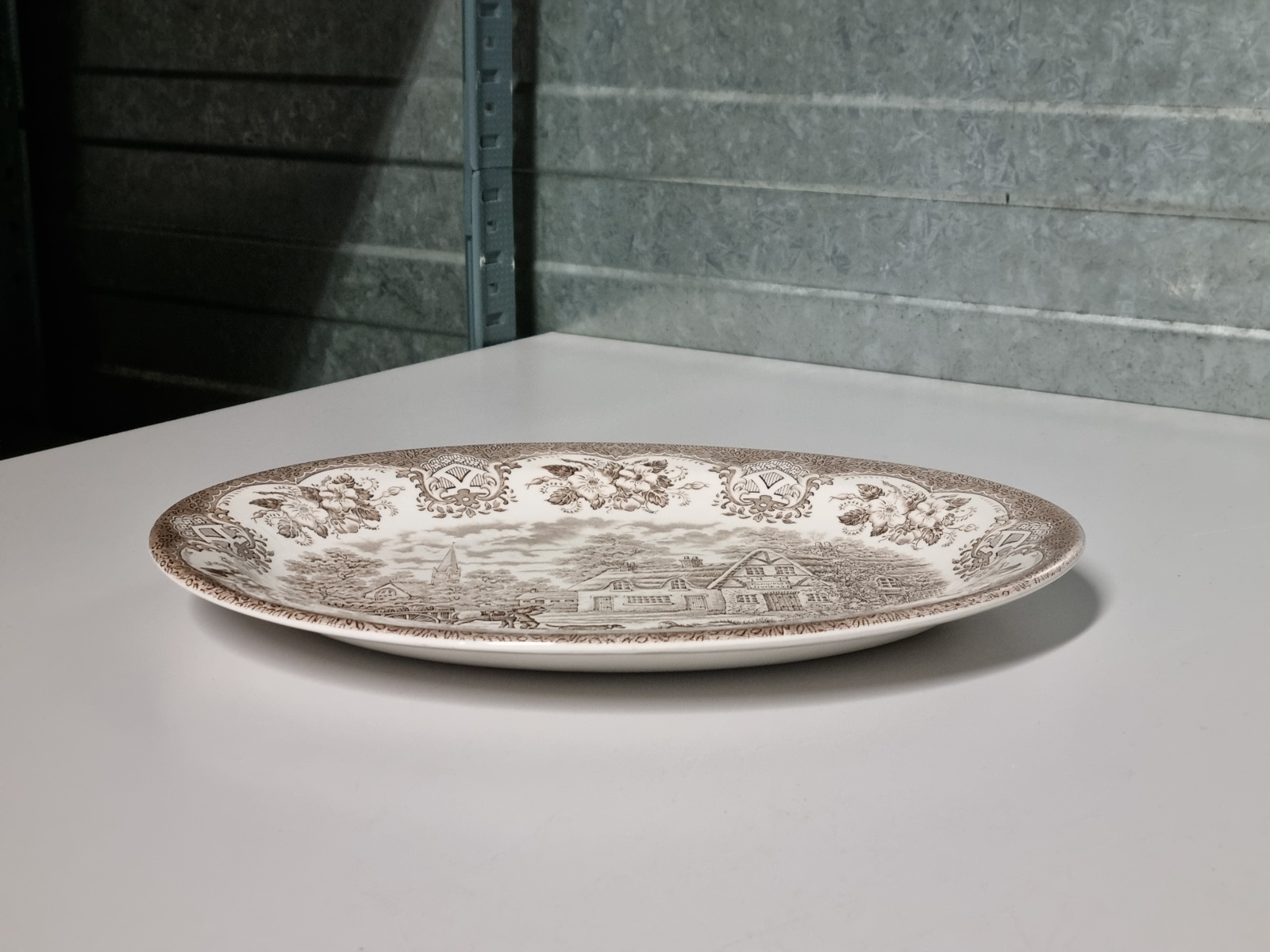 Engels bruin English Ironstone Tableware (EIT) Old Inns Series ovale schaal 29,5 cm