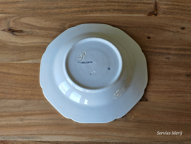 Meibloem Petrus Regout diep bord 23,5 cm (hoekig model)