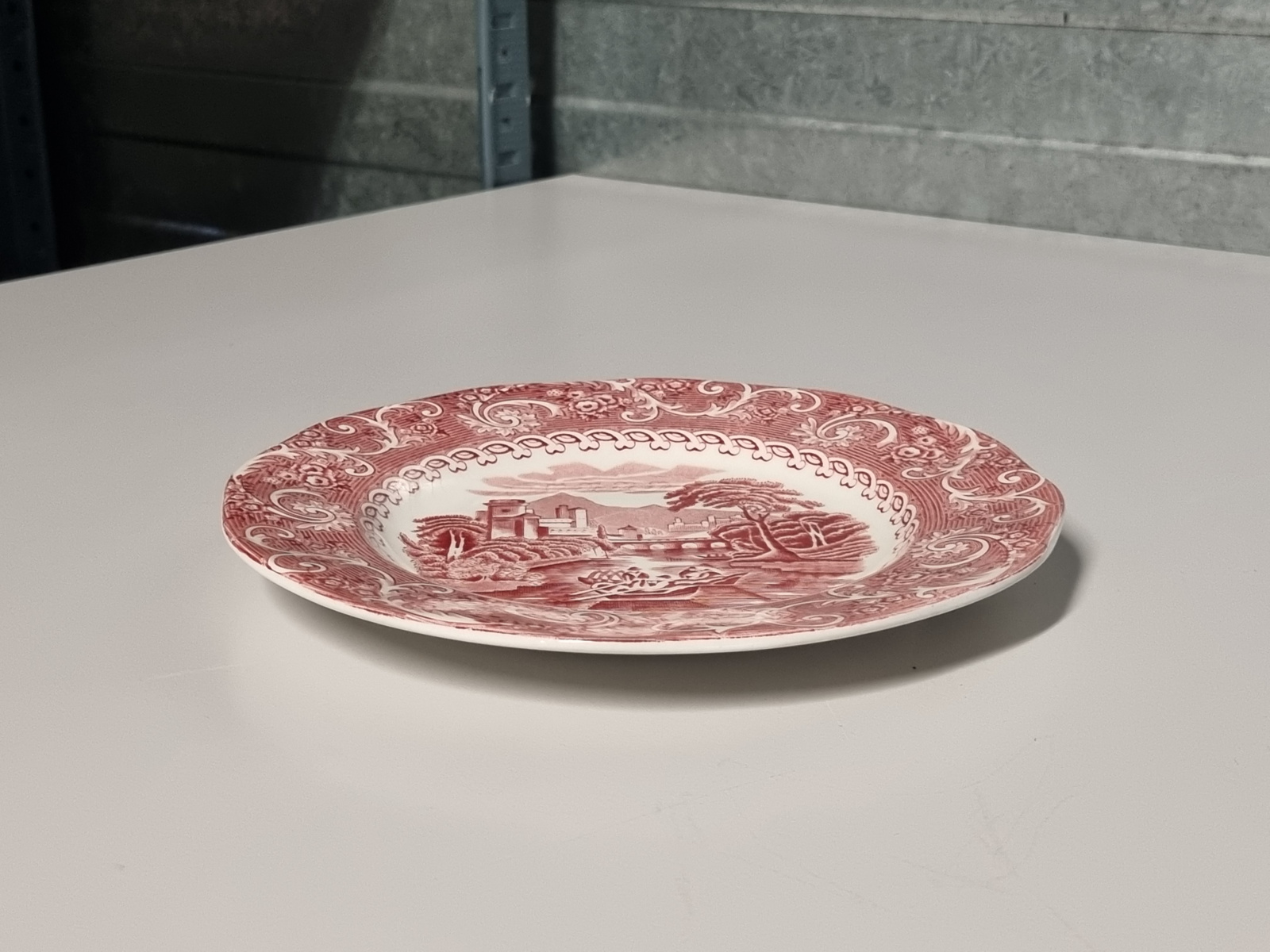 Engels rood Enoch Wedgwood decor River Scene Ontbijtbordje 19 cm