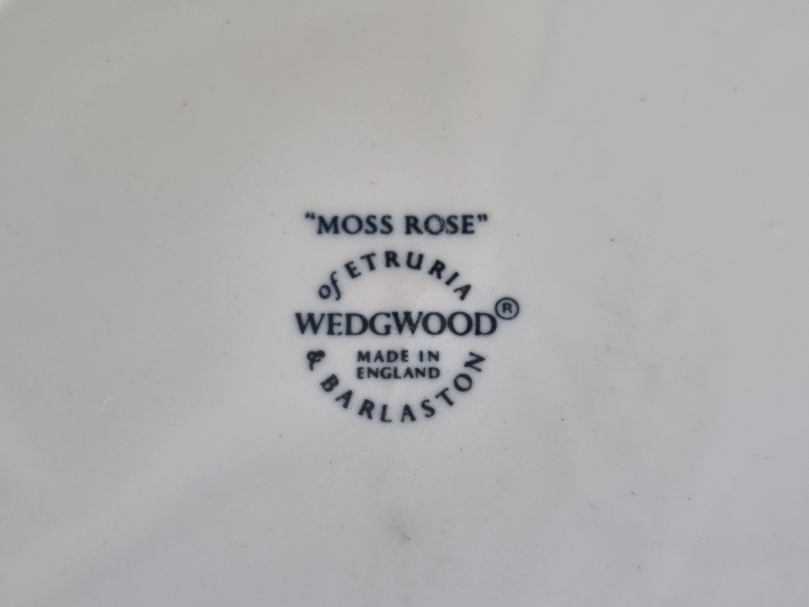 Wedgwood Moss Rose bordje met opstaande rand 15,5 cm