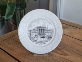 Regout Monumenten De Beurs Amsterdam Wit Sierbord 19,5 cm