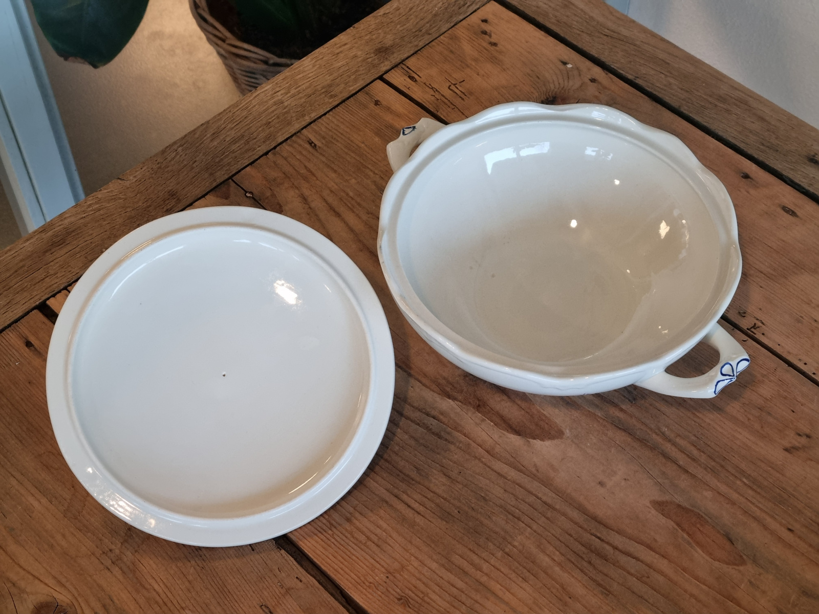 Boch Rhodia Dekschaal Terrine 23 cm (middelgrote maat)