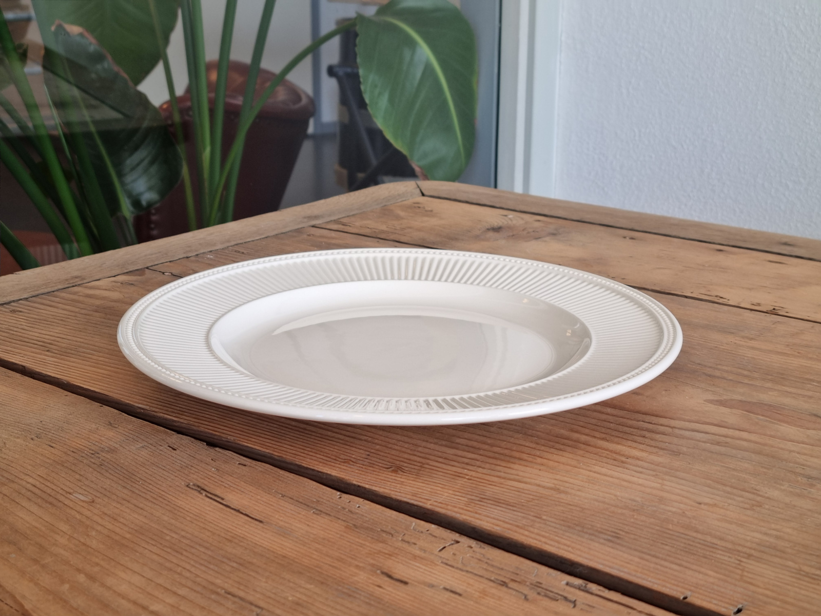 Verkocht = Wedgwood Windsor Plat Dinerbord  27,5 cm