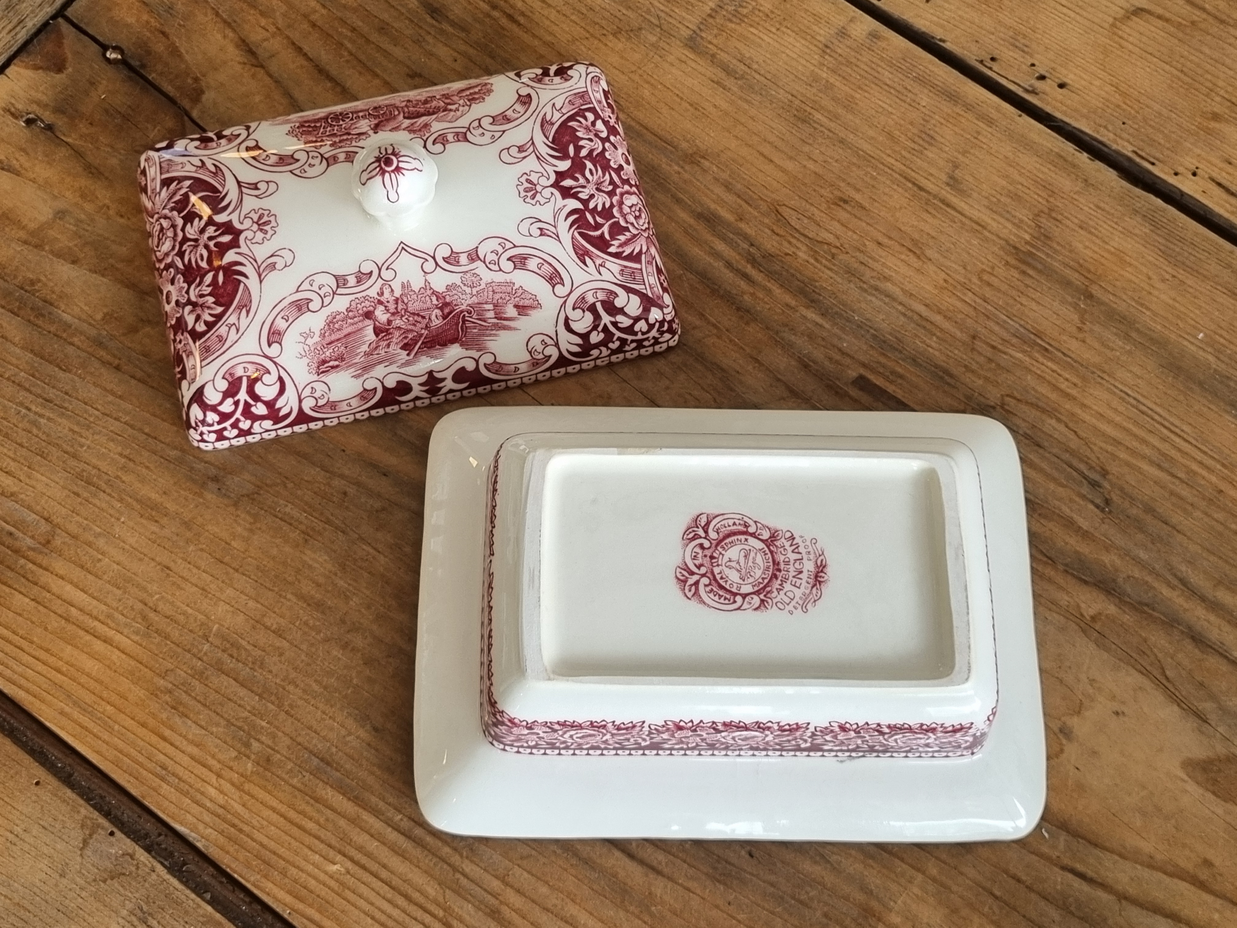Regout Castillo Old England rood botervloot