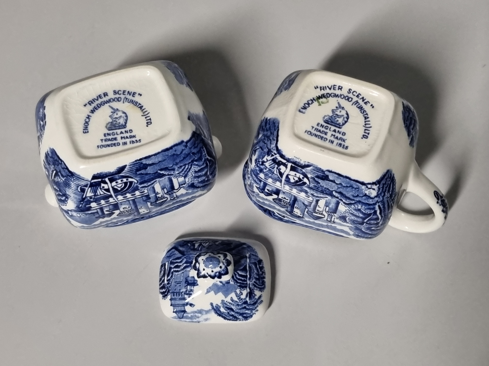 Engels blauw Enoch Wedgwood decor River Scene Roomstelletje