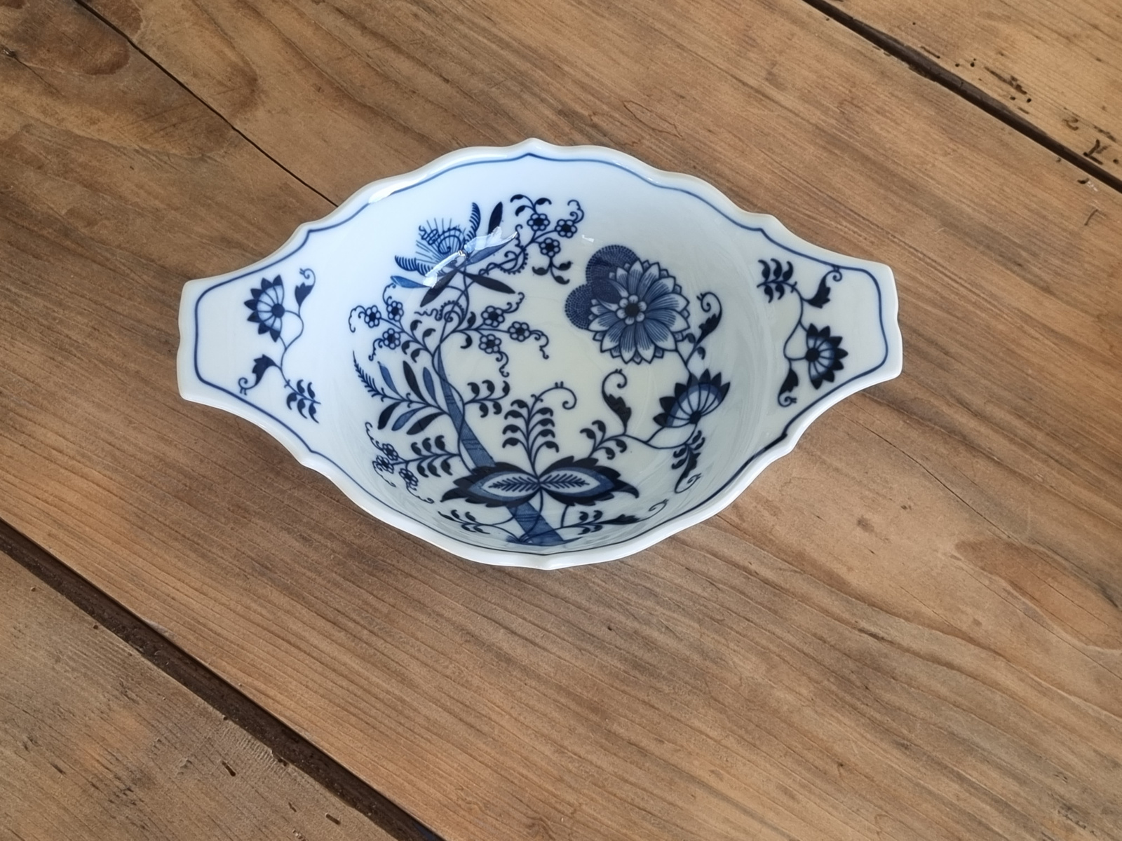 Blue Danube hoog ovaal schaaltje met greepjes 22 cm