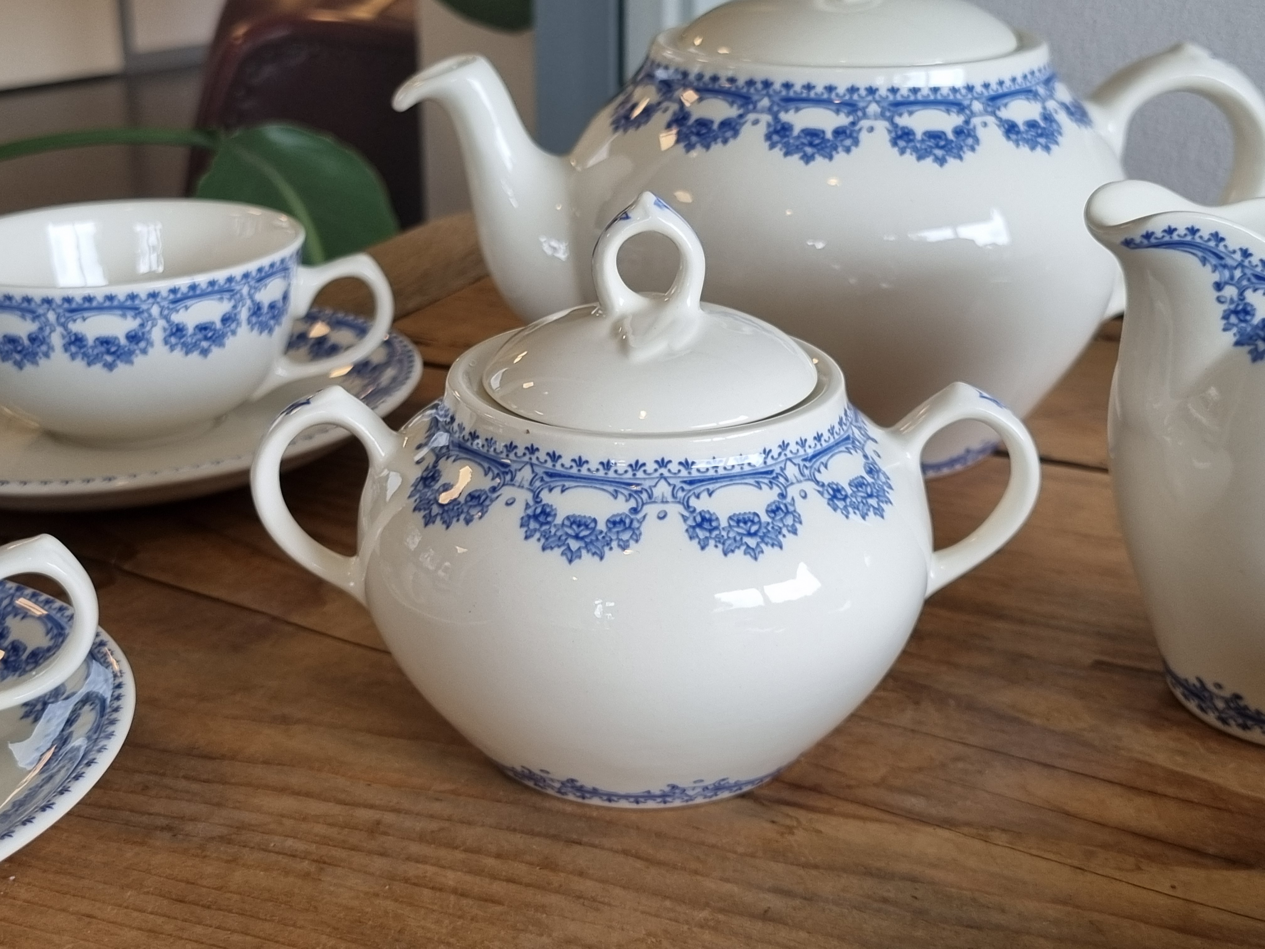 Boch Belgium Carlotta blauw theeservies 6-persoons
