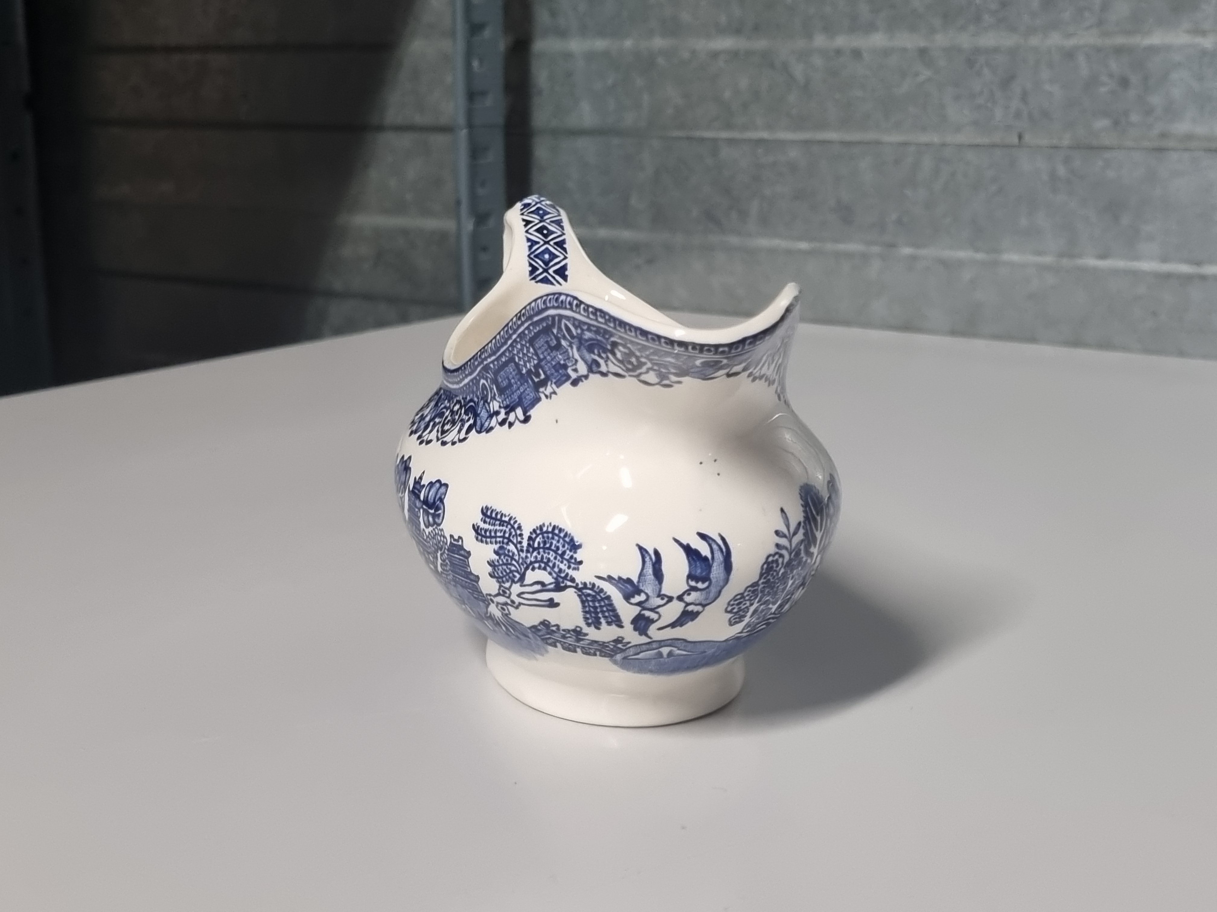 Engels blauw Old Willow Washington Sauskom met oor