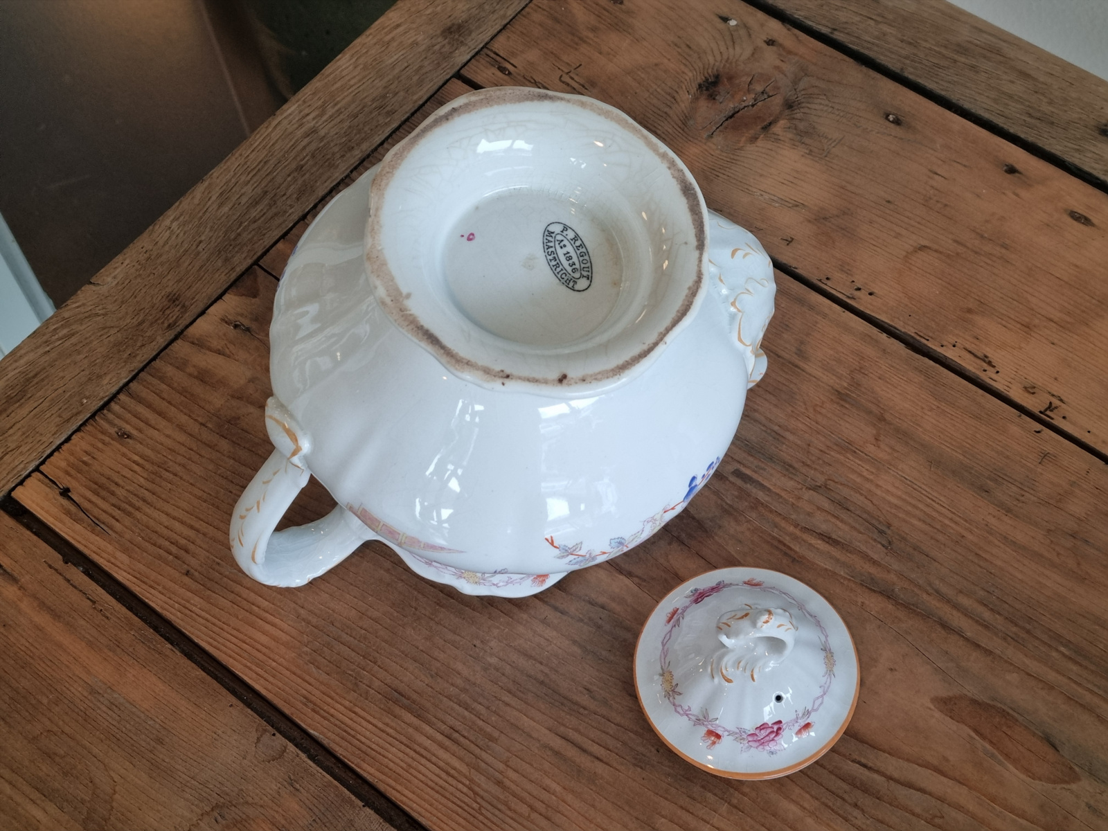Petrus Regout Portici hoge Koffiepot ca. 1,5 liter