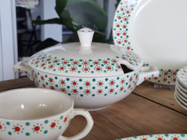 Nimy Belgium rood groen stipje compleet vintage Kinderservies