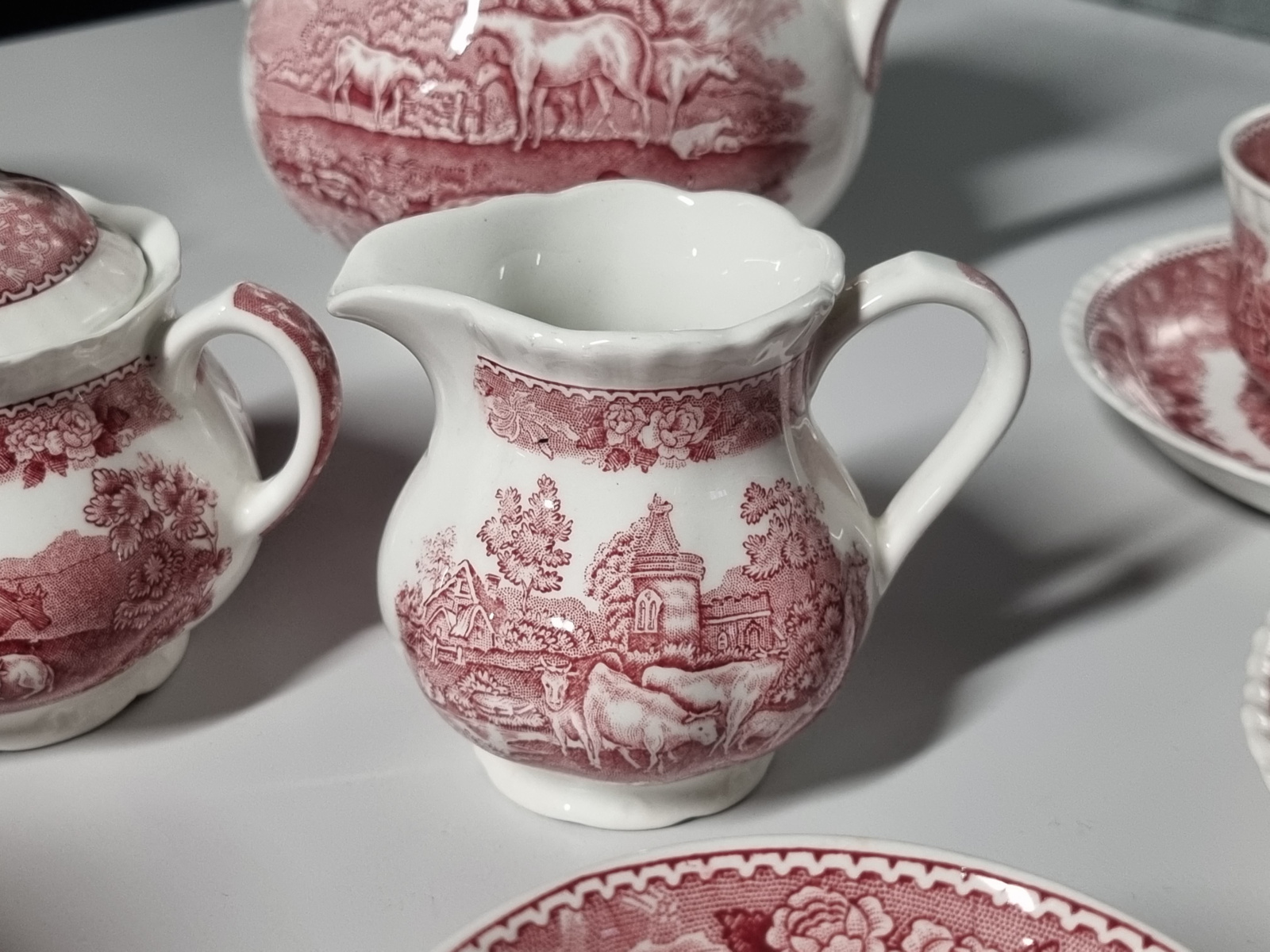 Engels rood Wedgwood Adams English Scenic koffieservies 6 personen (recht randje)