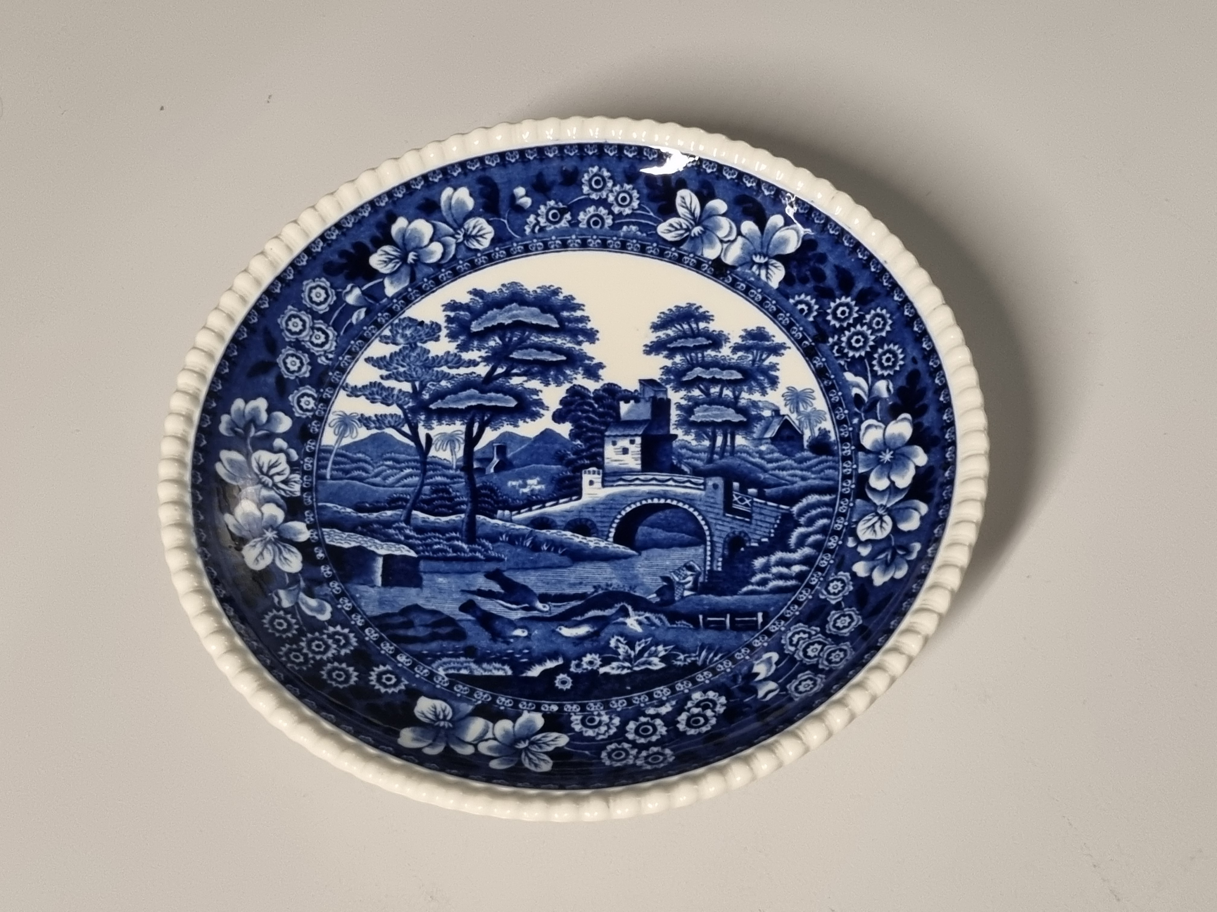 Engels Copeland Spode's Tower blauw Tazza op lage voet