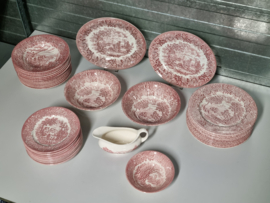 Engels rood English Ironstone Tableware EIT serviesset 12 personen (kasteel)