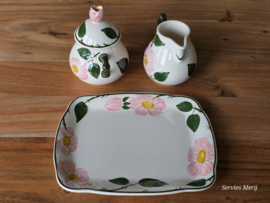 Villeroy en Boch Wild Rose Roomstel op plateau