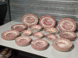 Engels rood English Ironstone Tableware EIT serviesset 10 personen (wagen)