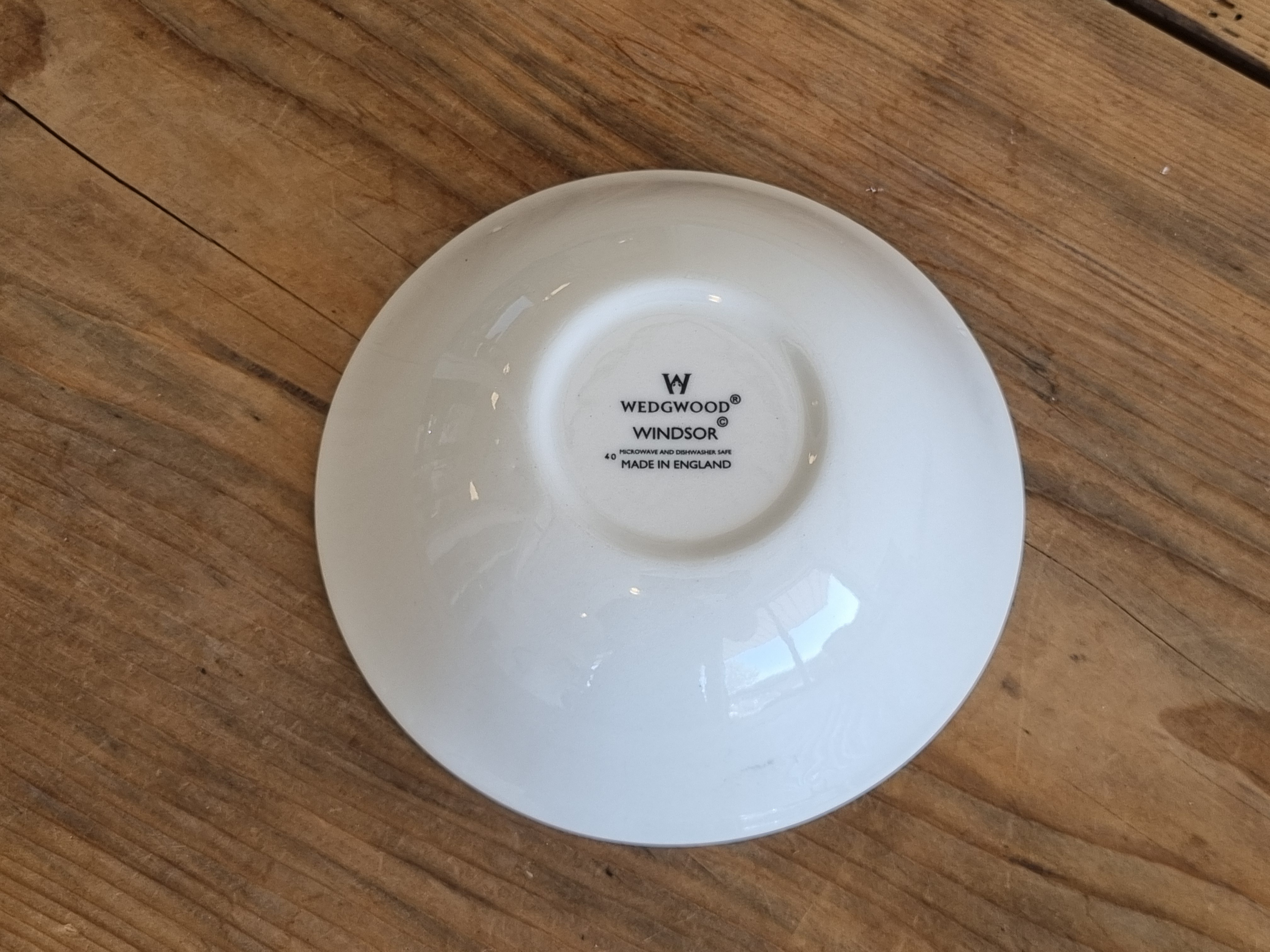 Wedgwood Windsor Schaaltje met parelrand en ribbel 15 cm