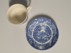 Verkocht = Engels blauw English Ironstone Tableware EIT kop en schotel (brug)
