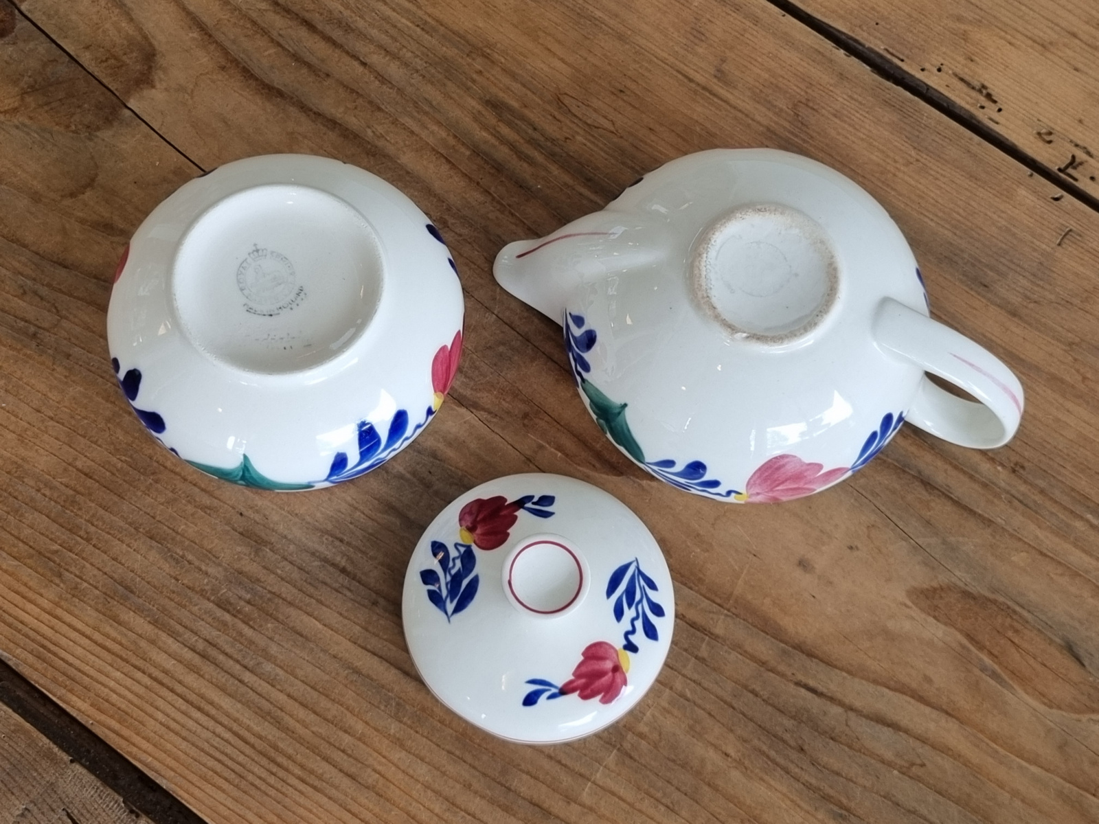 Oud Boerenbont Regout Royal Sphinx Roomstel (bijzondere suikerpot)