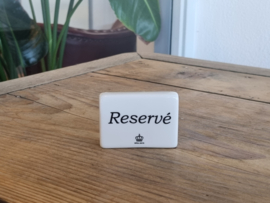 Royal Boch Kitchen Display met tekst Reservé
