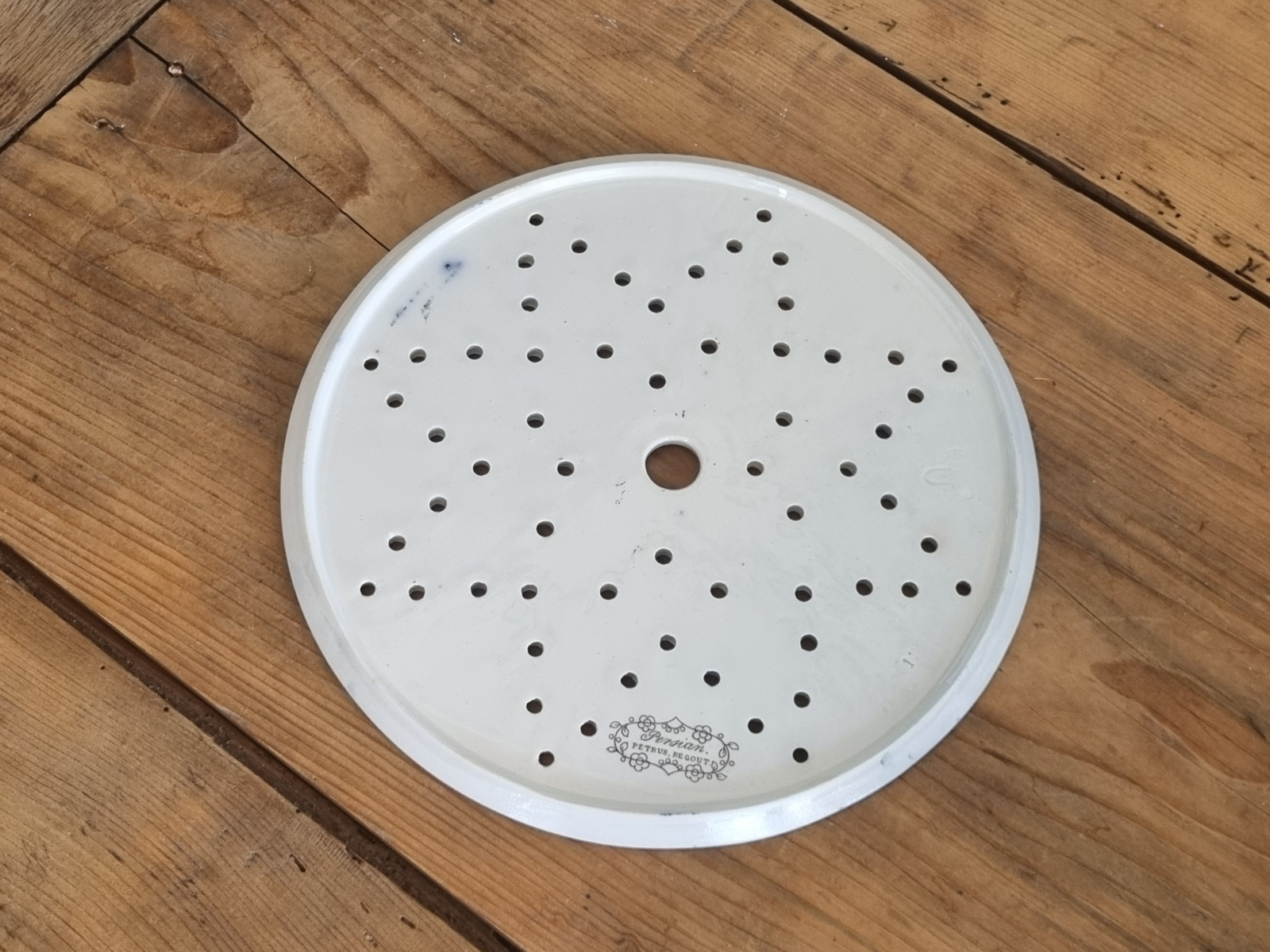Petrus Regout Wellington decor Persian Uitlek Treef 23,5 cm